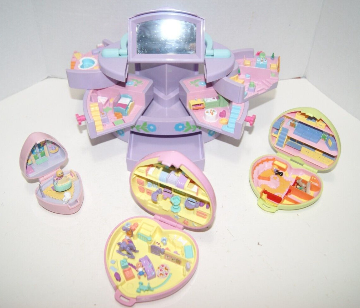 4 Vintage Bluebird Polly Pockets, sold as shown includes some figurines & ACC