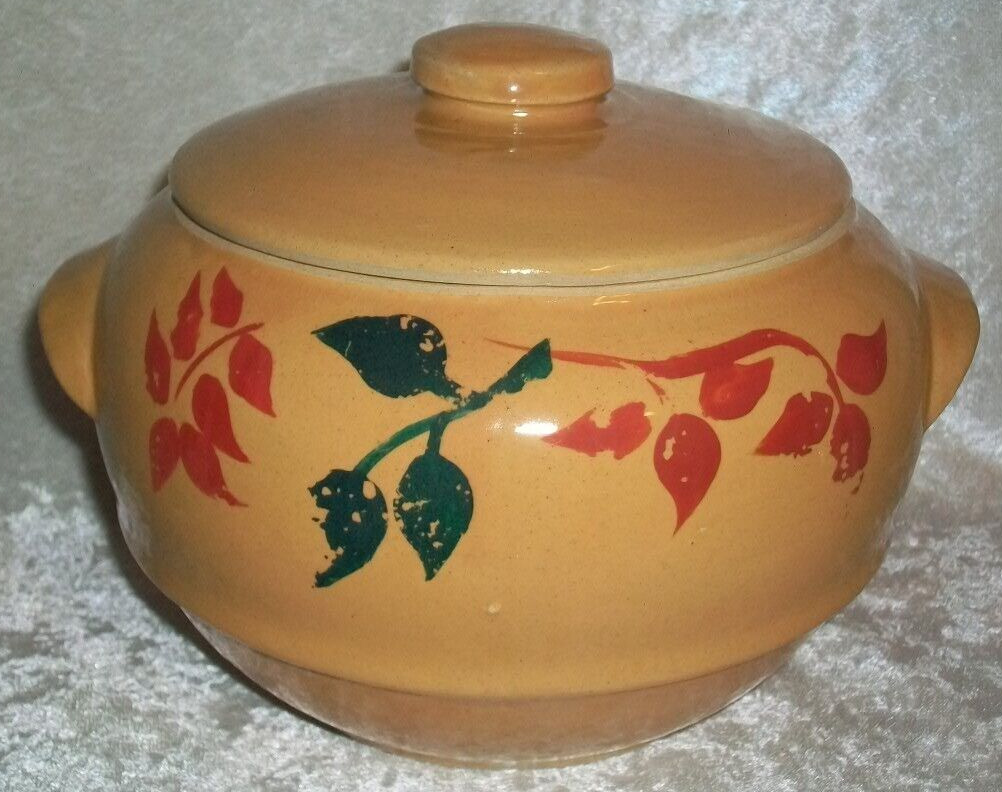 Vintage Round Yellow Monmouth Pottery Covered Baking Casserole Bean Bowl USA