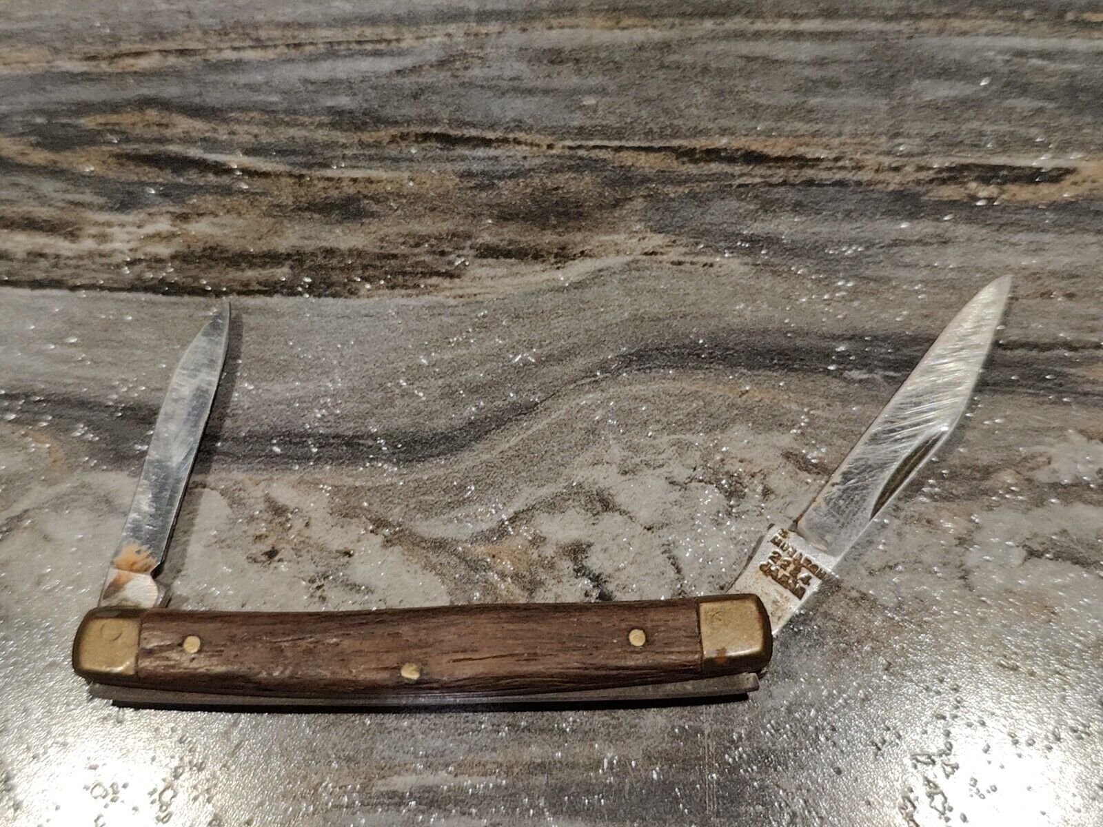 Vintage Monarch Japan 2224 Wood and Metal Double Blade Pocket Knife Tool