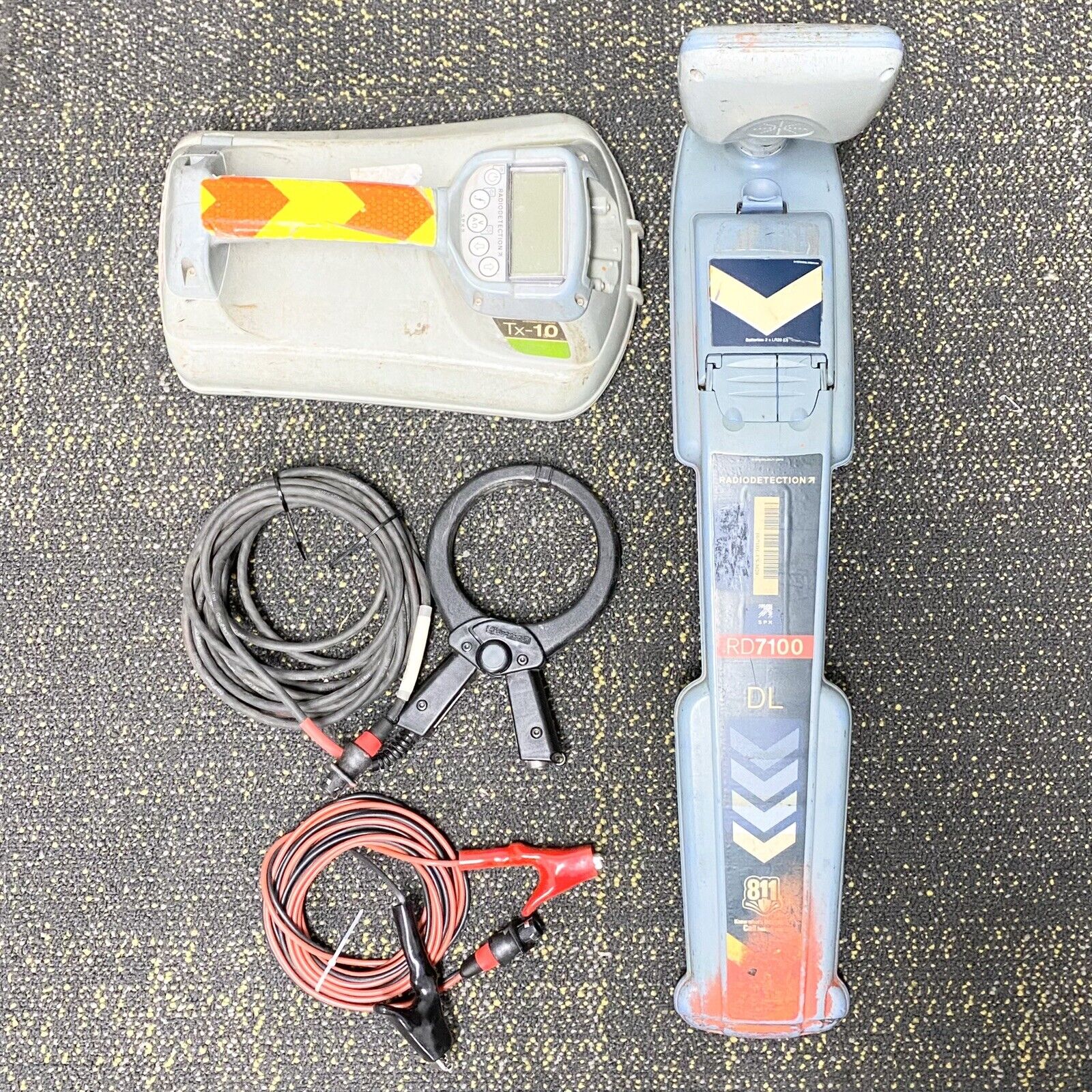 Radiodetection RD7100 Locator & TX-10 Transmitter W/Accessories USA