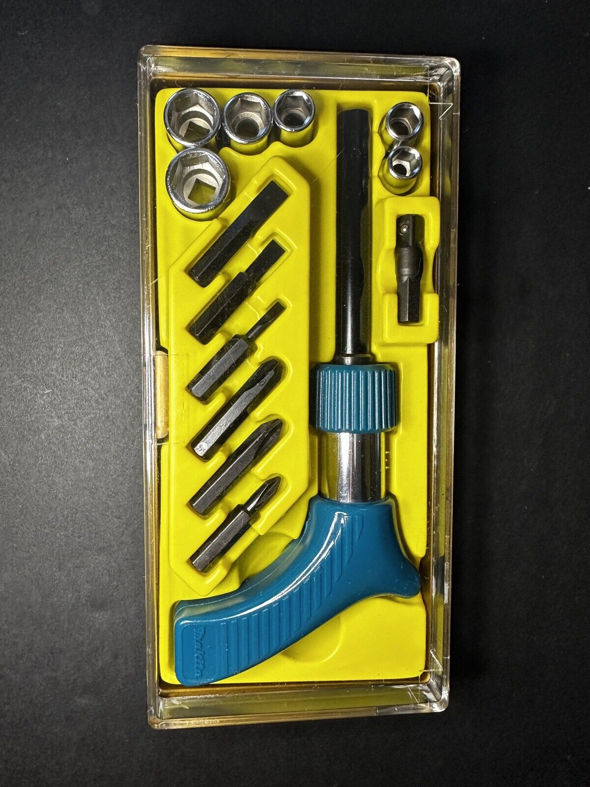 Vintage 1970’s Makita Pistol Grip Ratcheting screwdriver/socket/ball End Set NEW