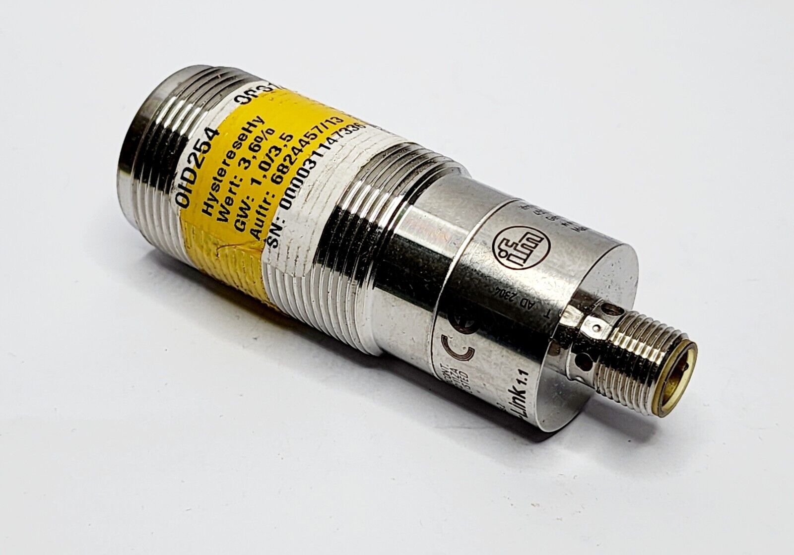 IFM OID254 Photoelectric Distance Sensor