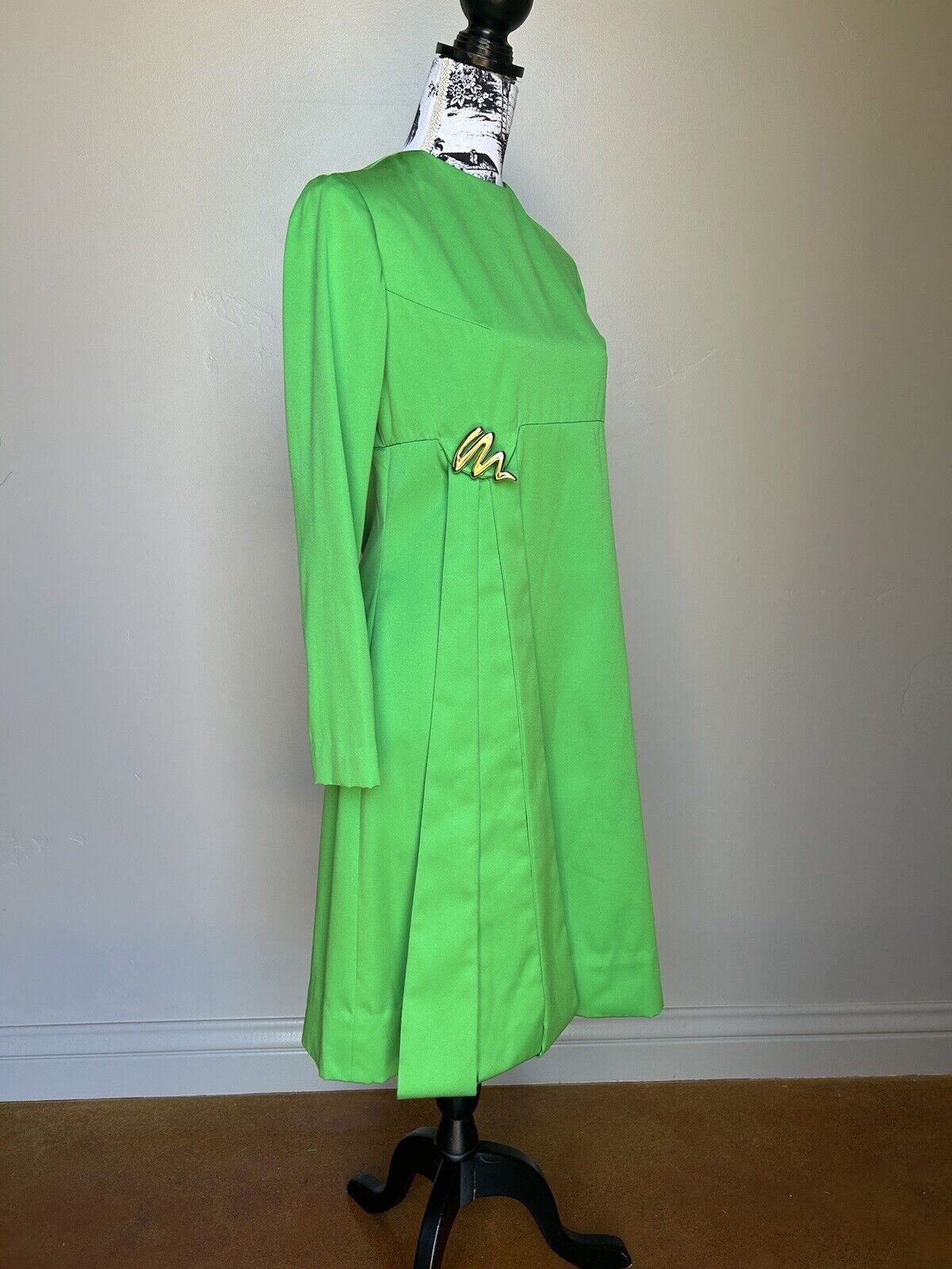 Vintage 1960\'s 70\'s Poly Blend Mid Mod Avocado Green Long Sleeve Dress sz M