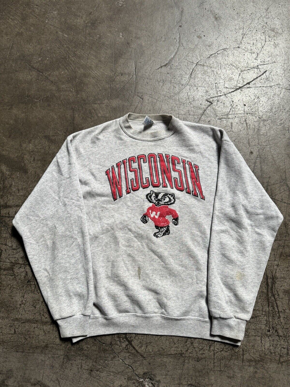 Vintage 90s Wisconsin Badgers Pullover Sweatshirt Made in USA Size Large Grey