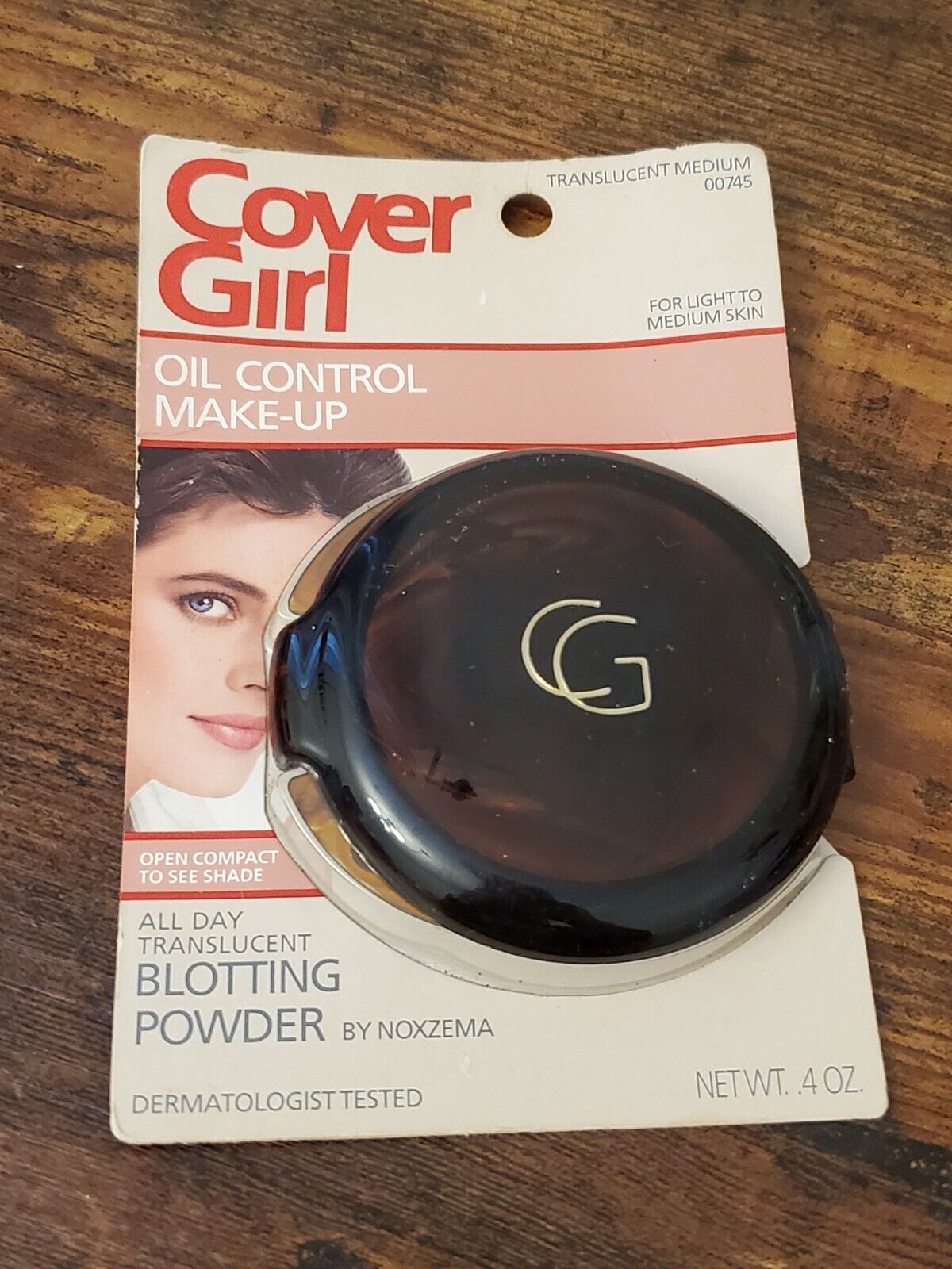 Vintage Covergirl Oil Control Makeup Blotting Powder Noxzema Translucent Medium