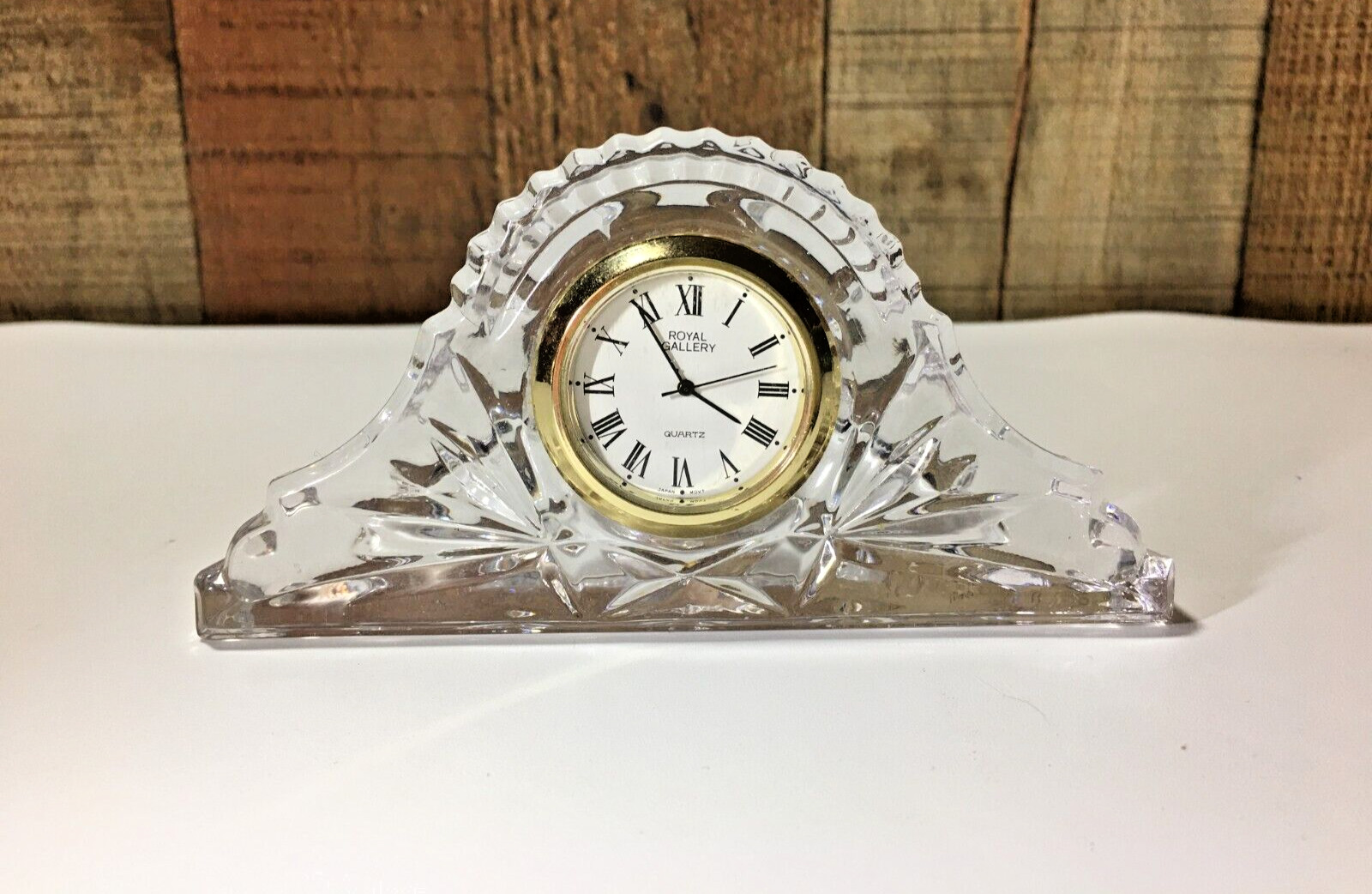 Vintage Royal Gallery 24% Lead Crystal Quartz Mantel Desk Small Quartz Clock