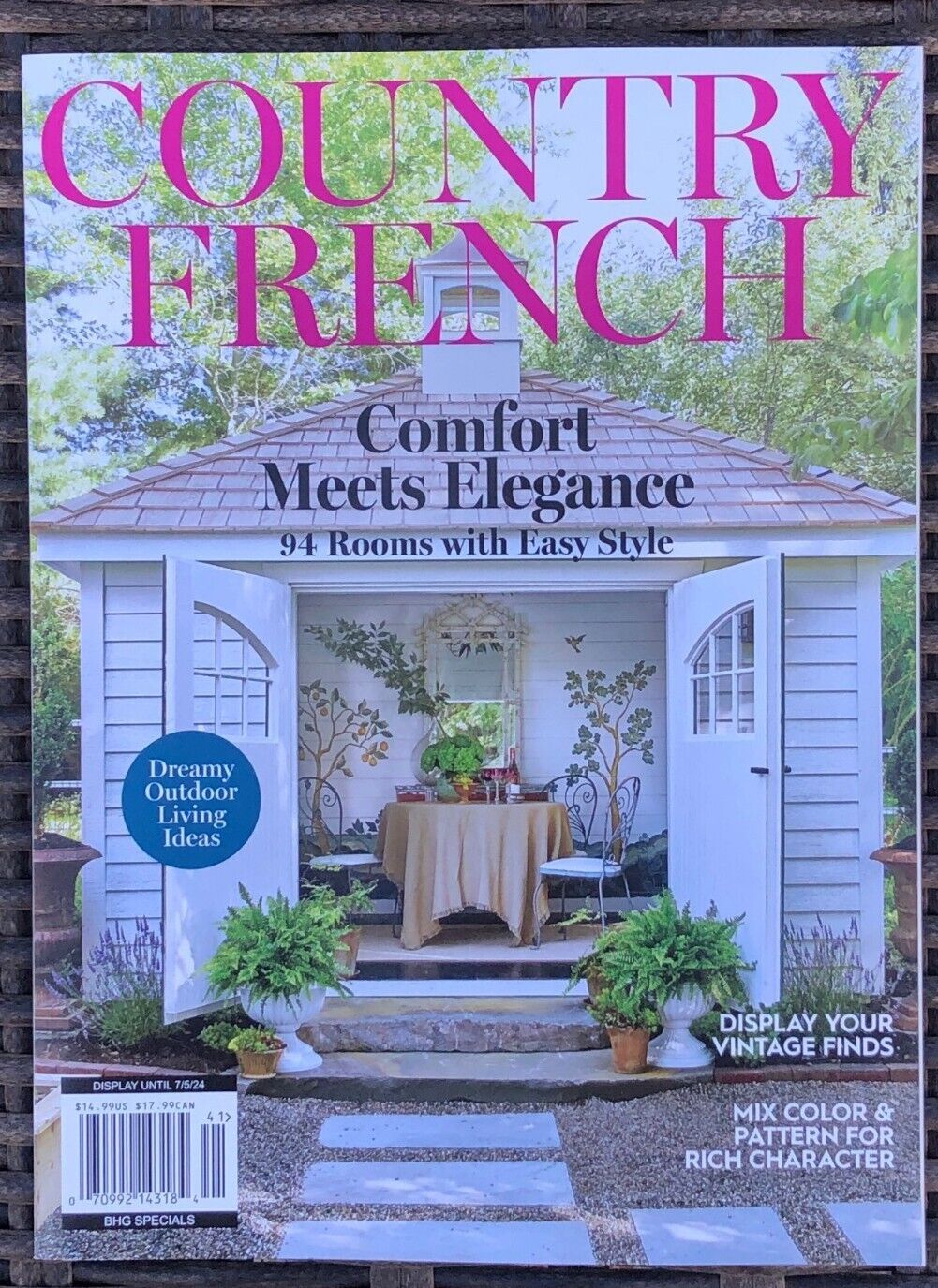 COUNTRY FRENCH Magazine JULY 2024 flea market  decor living style Home 