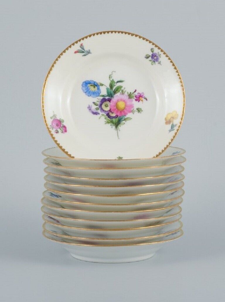 B&G, Bing & Grondahl Saxon flower. 12 cake plates decorated with flowers
