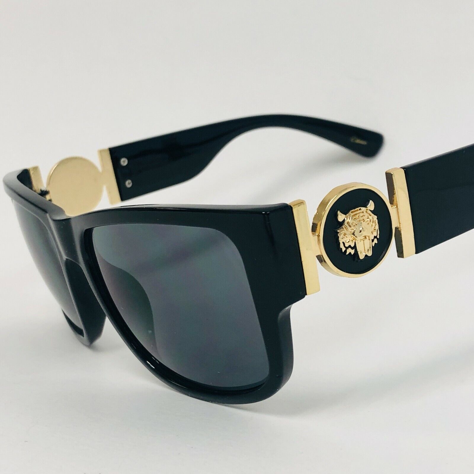 Men Sunglasses Dark Lens Rappers Retro Style Shades Gold Lion Head Fashion NEW