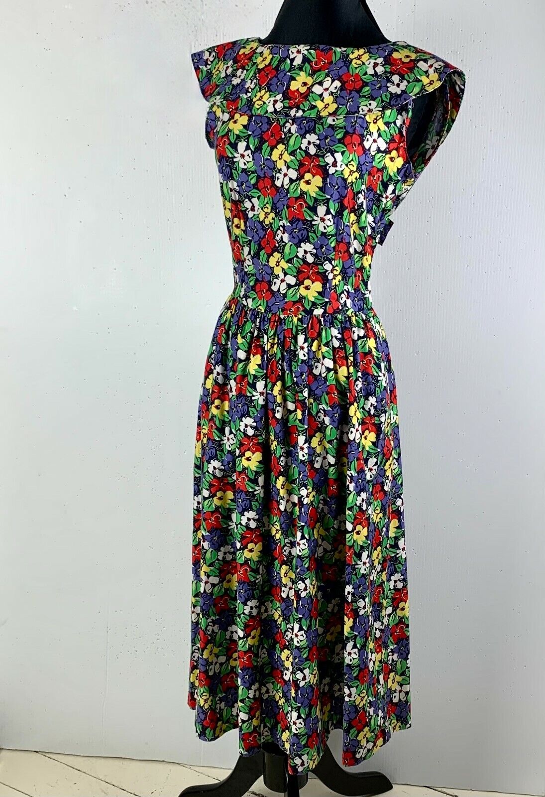 Vintage 1980s Cambridge Spirit Sun Dress size 4 Floral Shawl Collar Cotton Midi