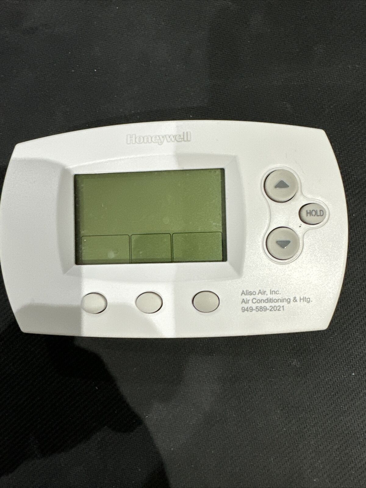 HONEYWELL TH6110D1005 PROGRAMMABLE THERMOSTAT. Excellent Condition.