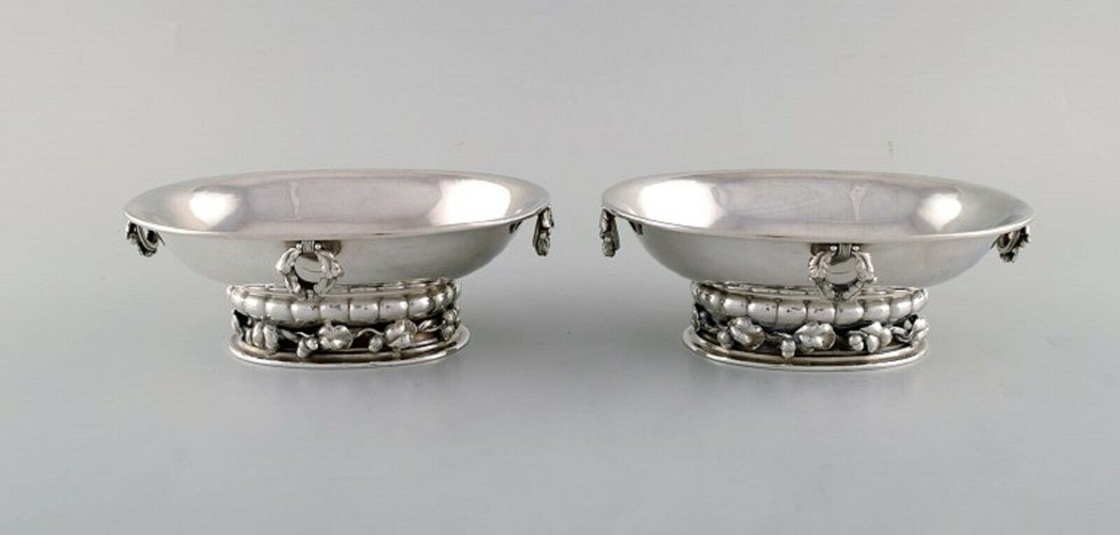 A pair of rare Georg Jensen jardiniere in sterling silver. 1925-1932