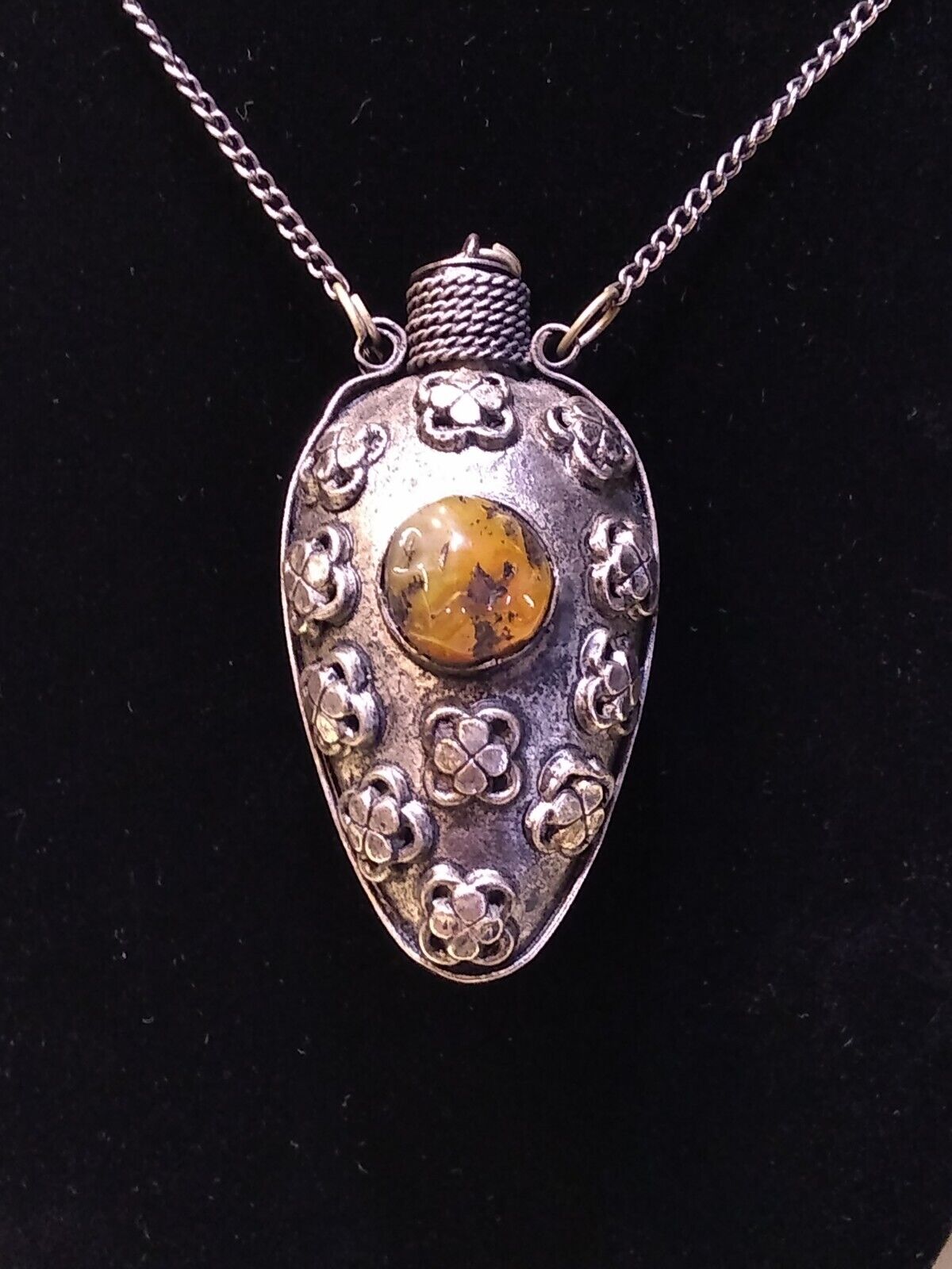 Antique Yemeni Silver & Gemstones Perfume/Scent Bottle Necklace