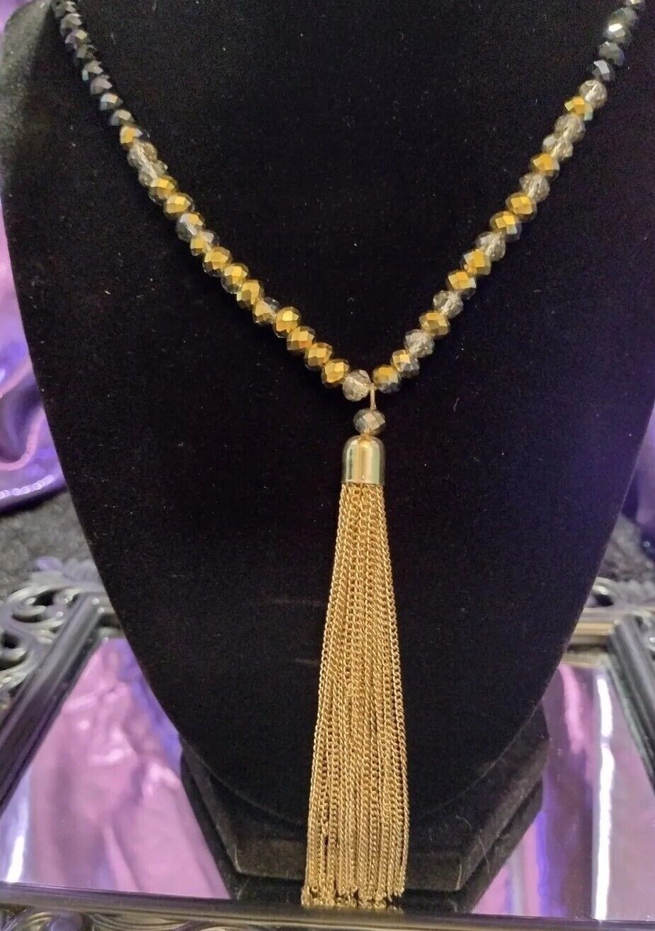 RARE Vintage Gold Tone Glass Faceted Beaded Tassel Necklace (258)