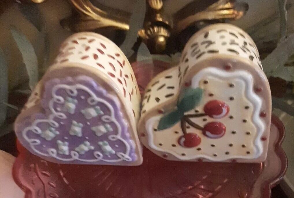 Mary Englebreit Have A Heart  Salt Pepper Shakers 938963 - Brand New In Box HTF