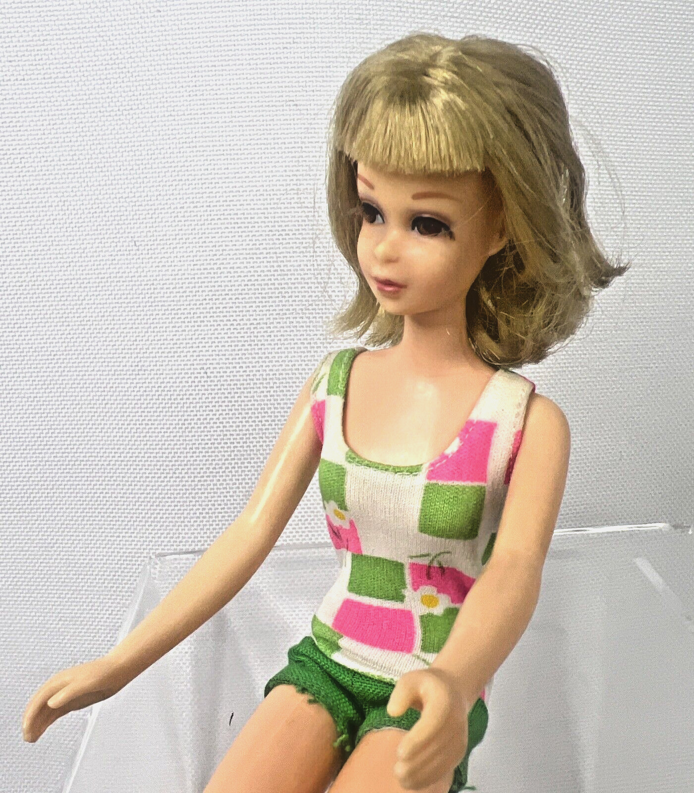 1130 Francie Bendable Leg doll  Late 1966-1967 blonde hair brown eyes eyelashes