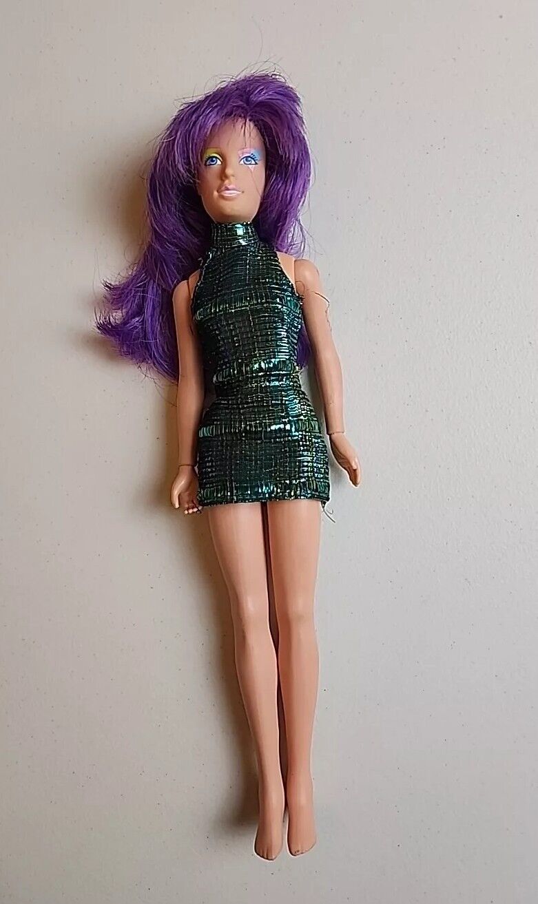 Jem and the Holograms Clash Of The Misfits Doll Purple Hair Original Outfit