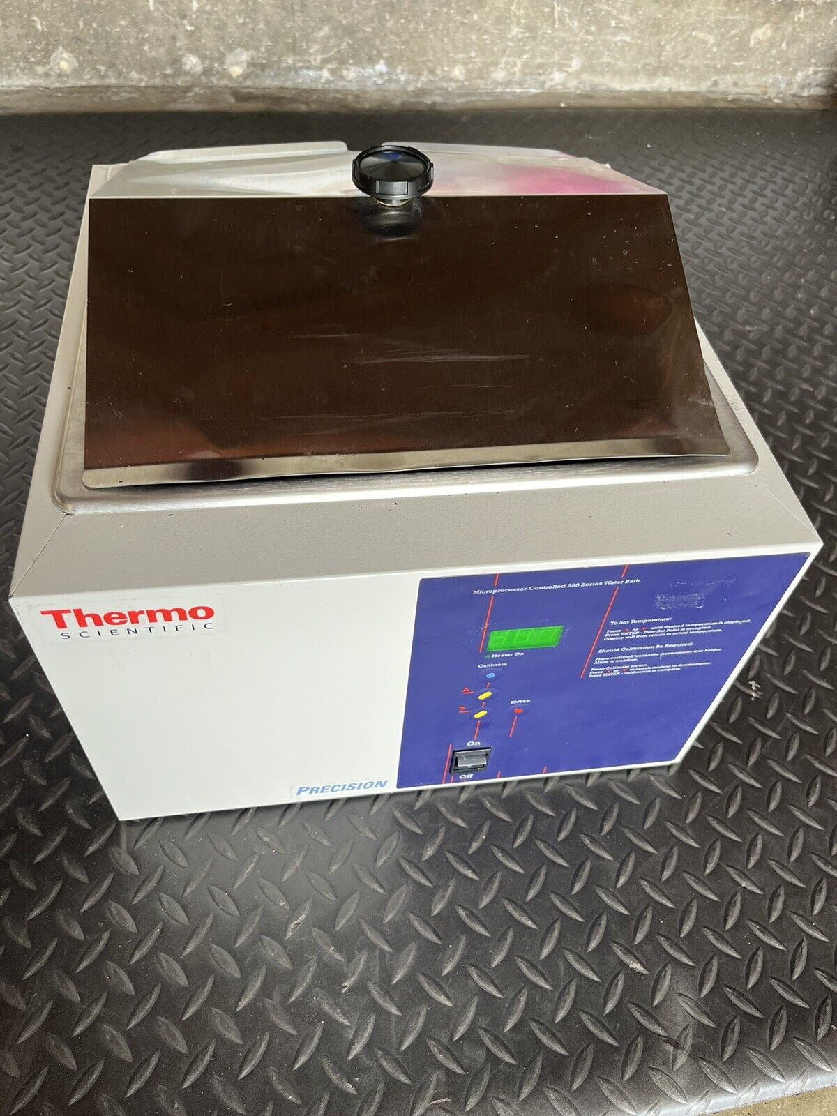 Thermo Scientific Precision Water Bath / 2837