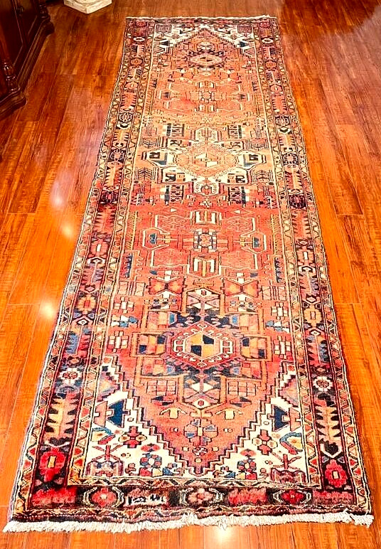 Exquisite 1950\'s Authentic Vintage Mint Hand Made Knotted Runner 11\' x 4\' ft