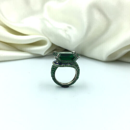 Gorgeous Antique Design Green Emeralds & Blue Sapphire Women\'s Ring