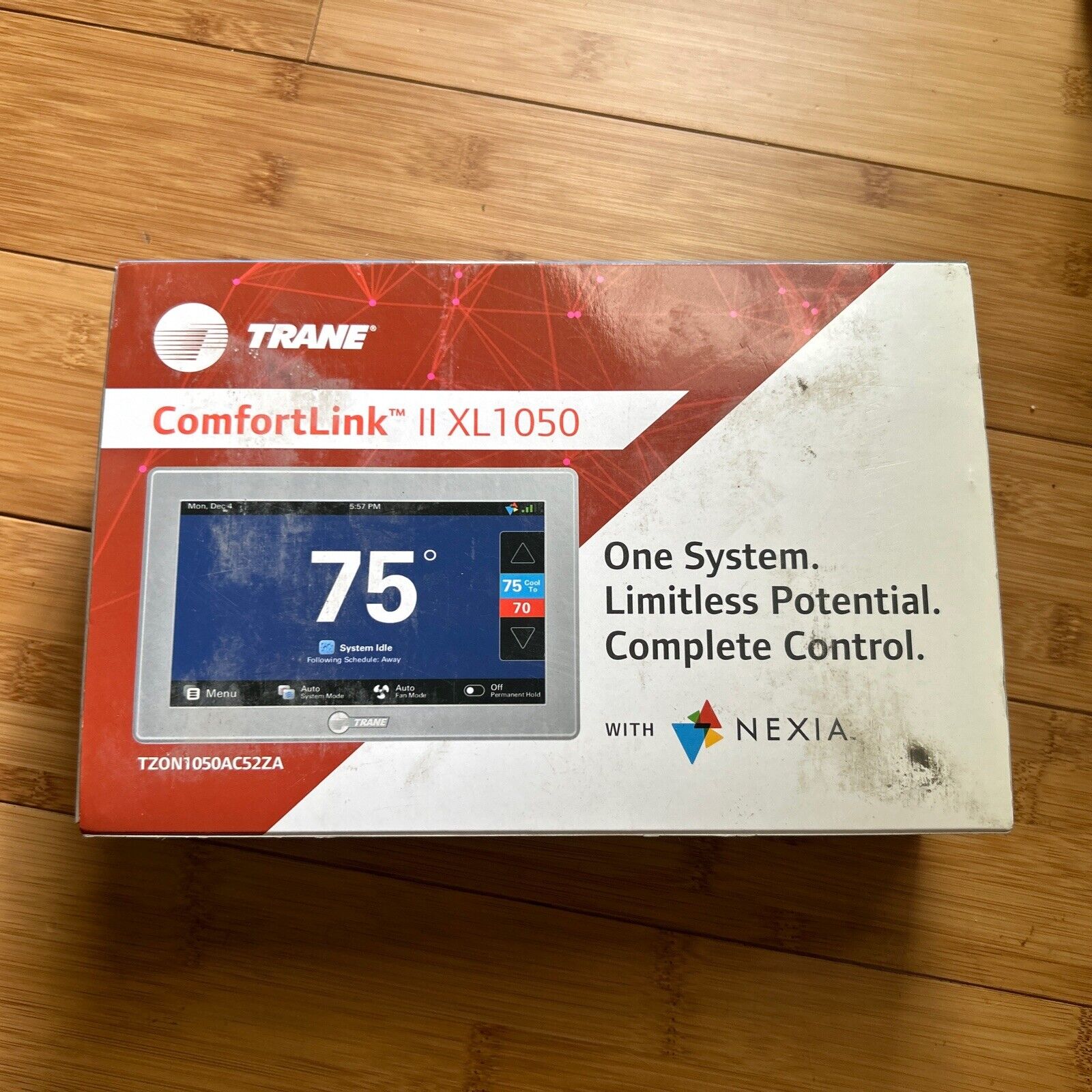 Brand New Trane TZON1050AC52ZA ComfortLink II XL1050 Wireless Smart Control