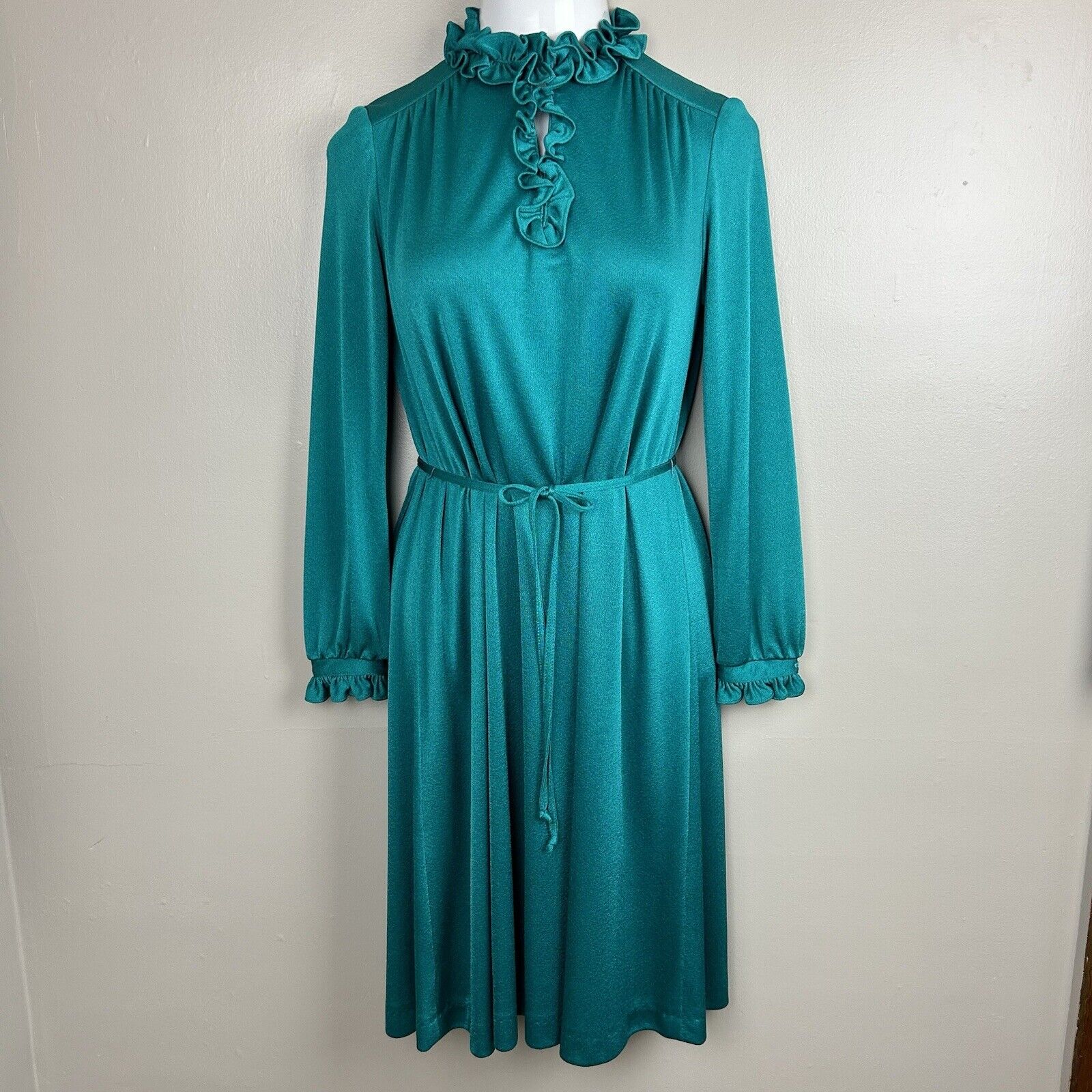 Vintage 80s Caron Dress 14/16 Emerald Green Shimmer Ruffle Collar Belt Secretary