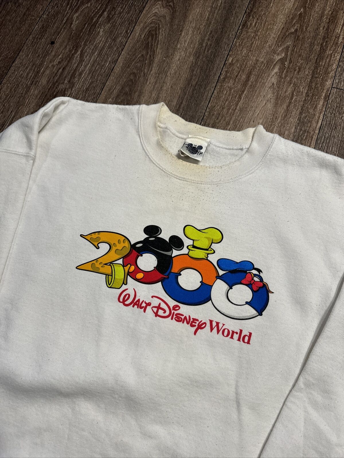 Vintage Walt Disney World Millennium 2000 White Mickey Crewneck Sweatshirt 2XL