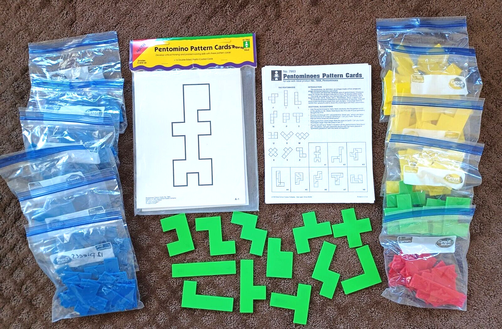 Pentomino Pattern Cards-16 Double-sided, Plastic Coated & 12 sets of Pentominoes