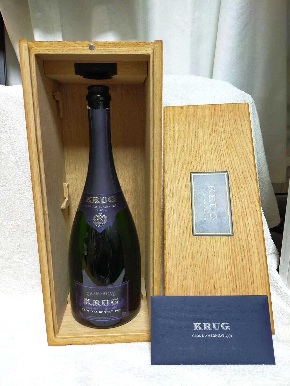 KRUG Clos D\'Ambonnay 1998 Empty Glass Bottle Champagne Wood Box Booklet Japan