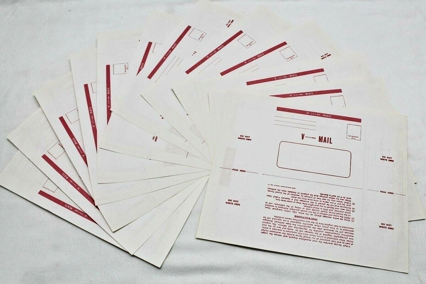 US WWII V Mail red and white stationary pages set of 12 Repro  Z2208