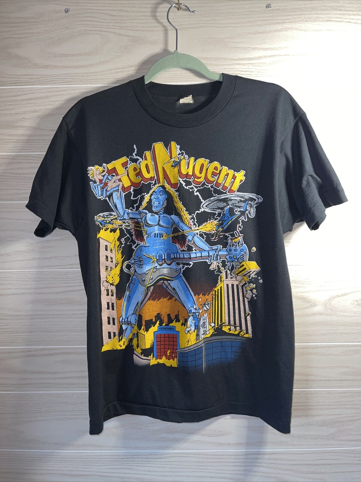 Vintage Ted Nugent Metal Maniac Concert T-Shirt  Single Stitch Size Lg 1987