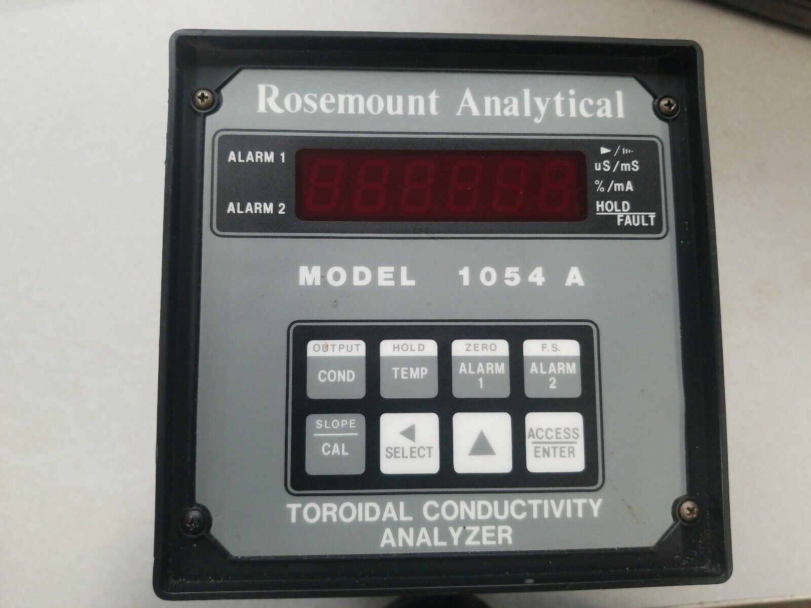 Rosemount Analytical Model 1054 AT Analyzer New W/O box