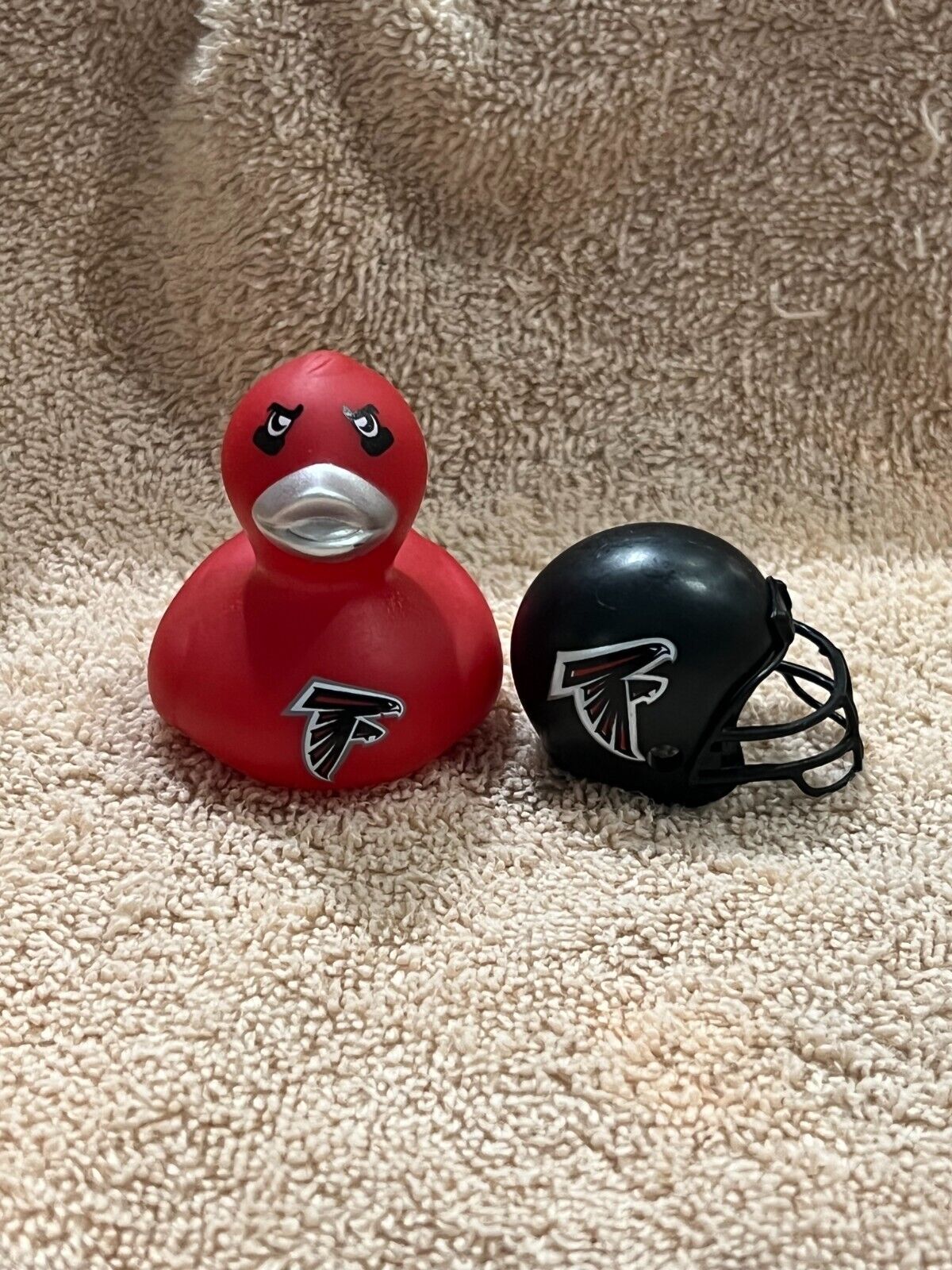 NFL Football Rubber Ducks With Helmet- All 32 teams-You Pick-FLAT RATE SHIPPING