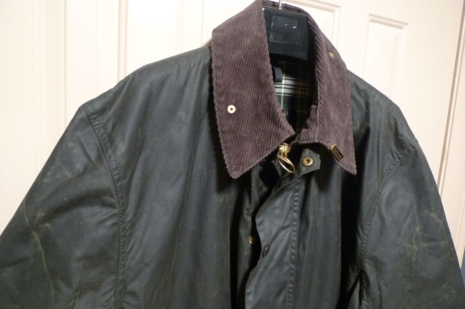 BARBOUR- A200 BORDER WAX COTTON JACKET-MADE@ UK- SLEEVES SHORTENED BY BARBOUR-46