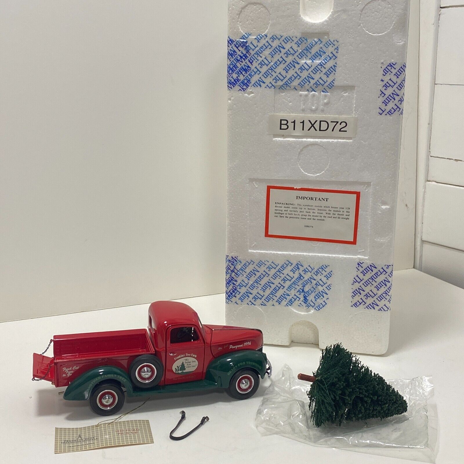 1997 Franklin Mint 1940 Ford Pick Up Christmas Tree Farm Truck 1:24 Diecast Toy