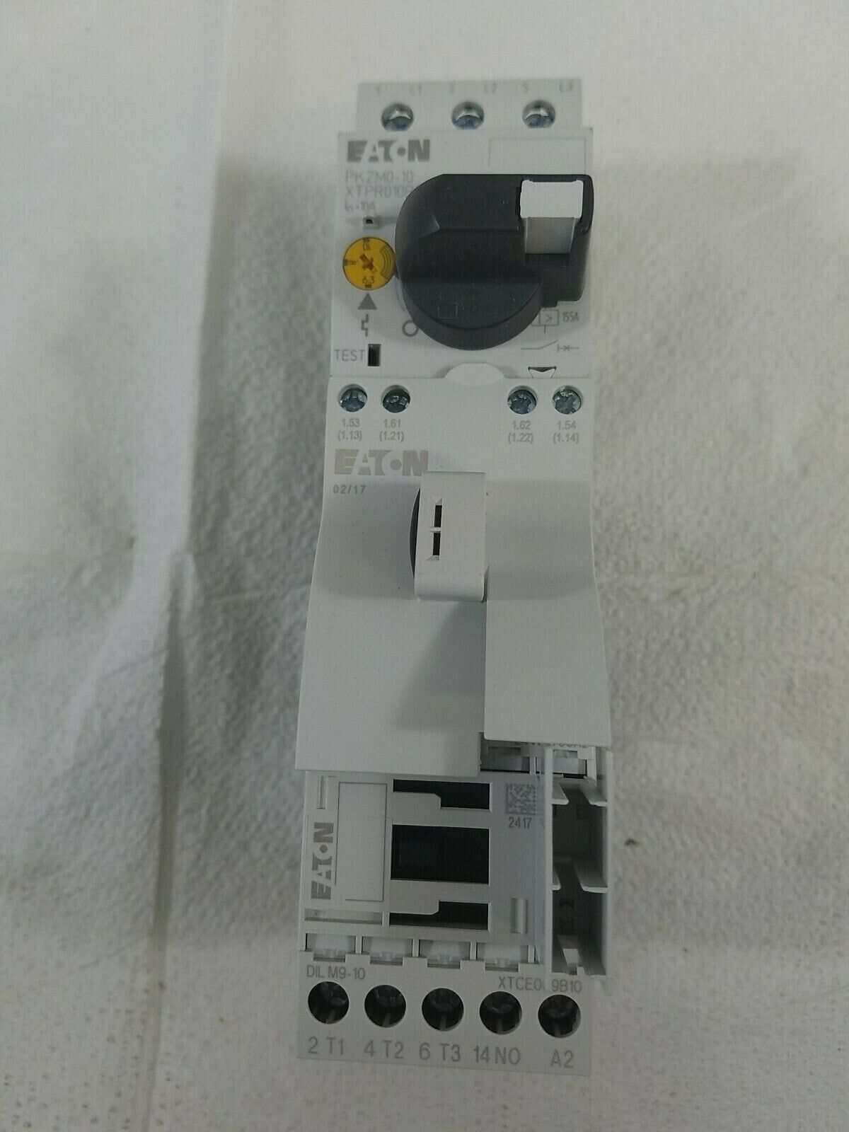 Eaton XTSC010BBT Starter-3 Pole-IEC-6.3-10A FLA-24VAC@50Hz-24VAC@60Hz Coil-1 