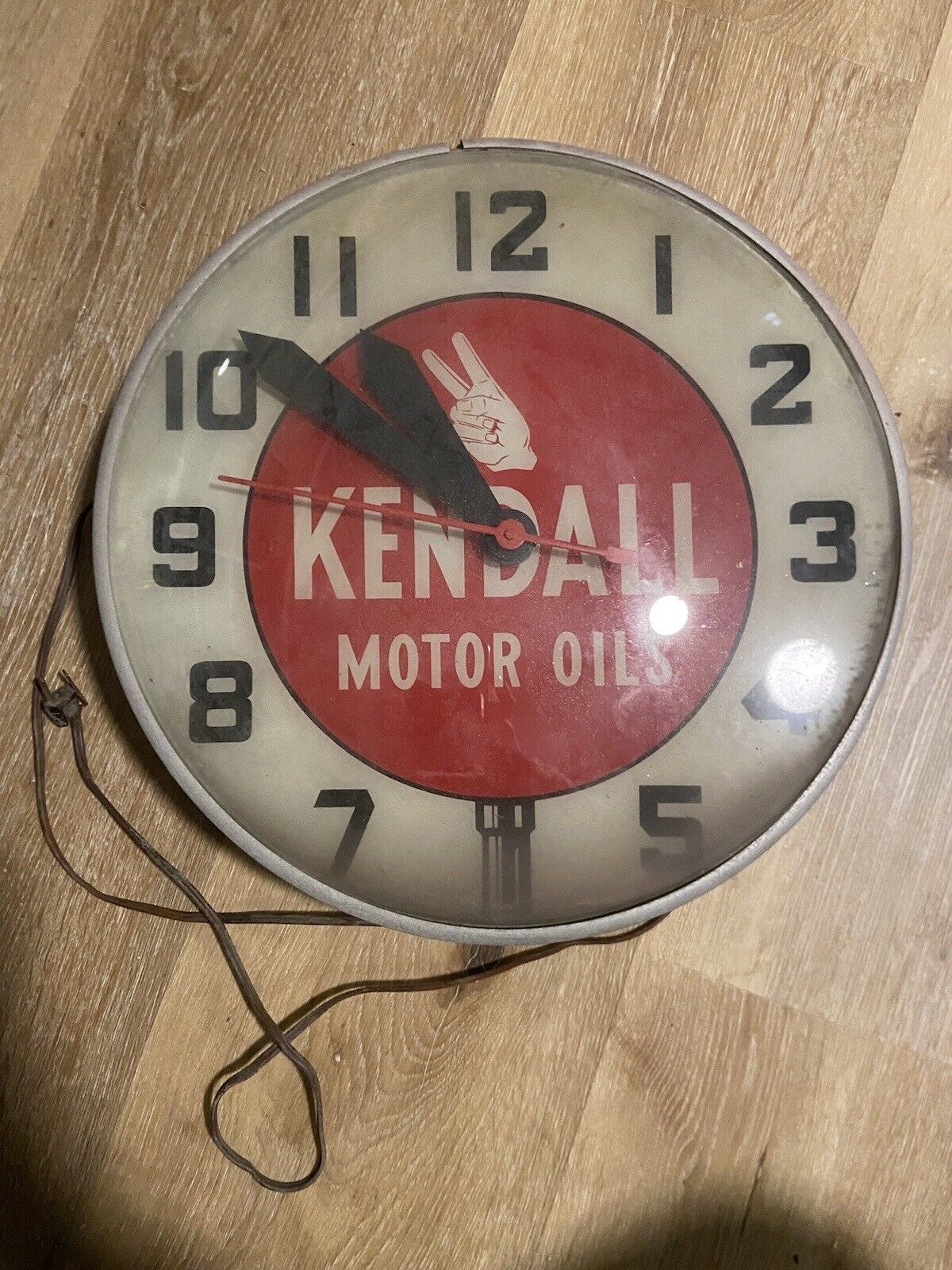 Vintage Kendall Motor Oil Clock