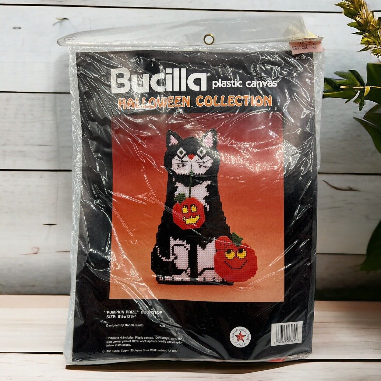 Vtg Bucilla Plastic Canvas PUMPKIN PRIZE Doorstop Halloween Kit 6039 Black Cat
