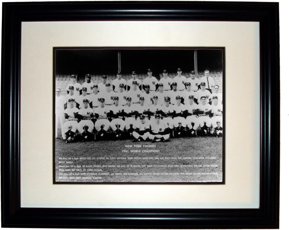 1961 NY Yankees 8x10 Team Photo in 11x14 Double Matted Black Frame