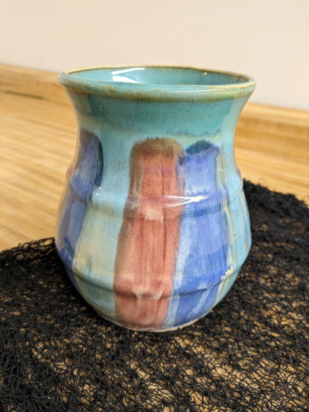 Vtg. early Hull art pottery vase: striped brush stroke.