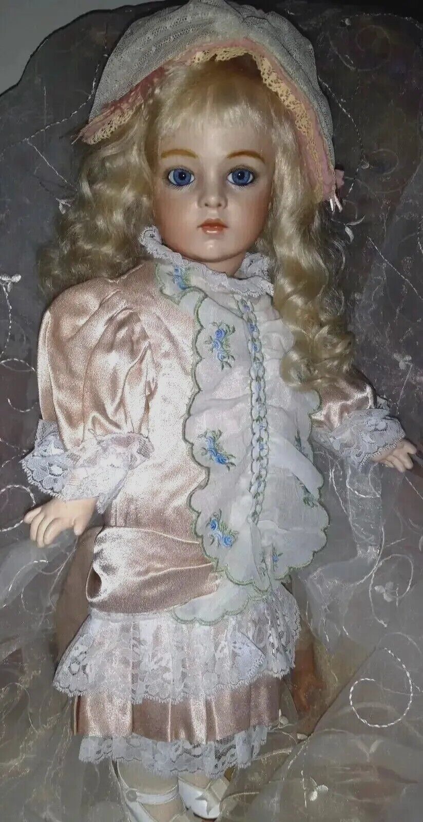 EMILY HART STUNNING FRENCH ANTIQUE REPRODUCTION BRU  DOLL 22 IN. WENDY FEDIT WIG