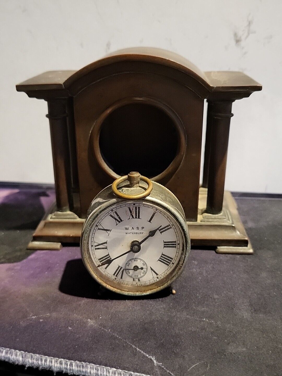 Antique Waterbury Wasp 1901 Clock USA Manttel Clock 