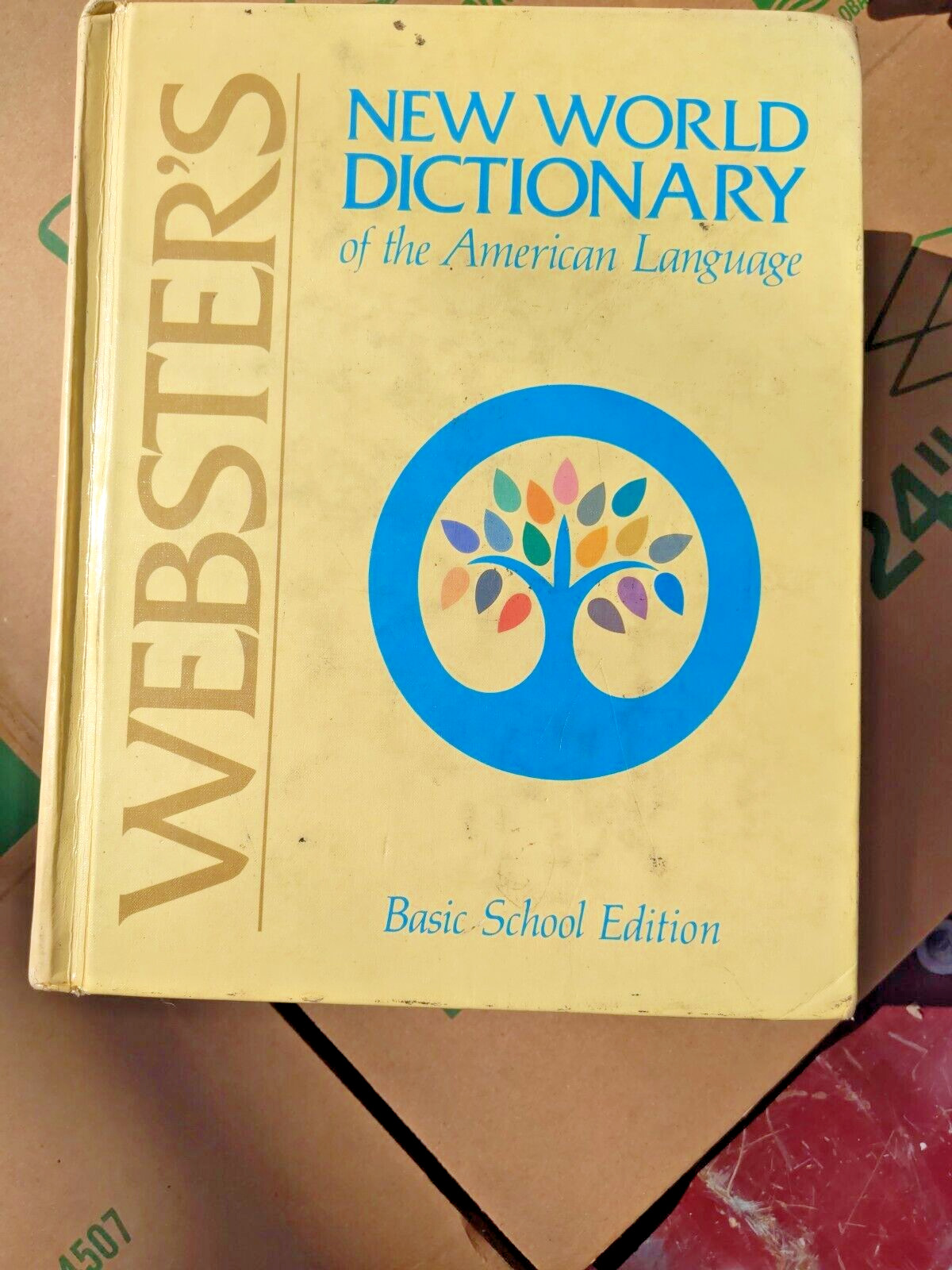 VTG WEBSTER\'S DICTIONARY FOR YOUNG READERS.1979, USED, INTRO BY WEEKLY READER 