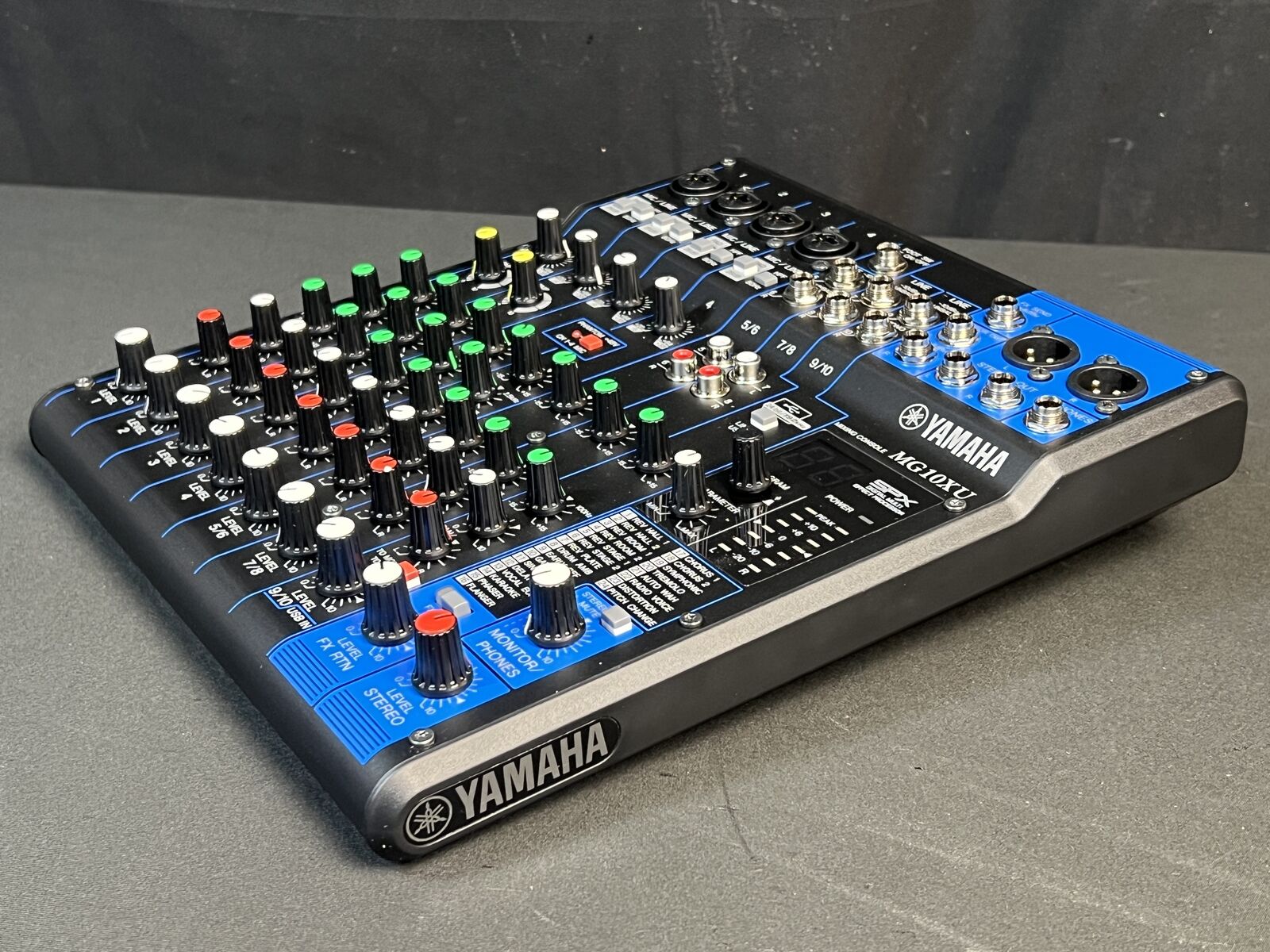 Yamaha MG10XU Mixing Console w/ Build In SPX Effects Black New Open Box	