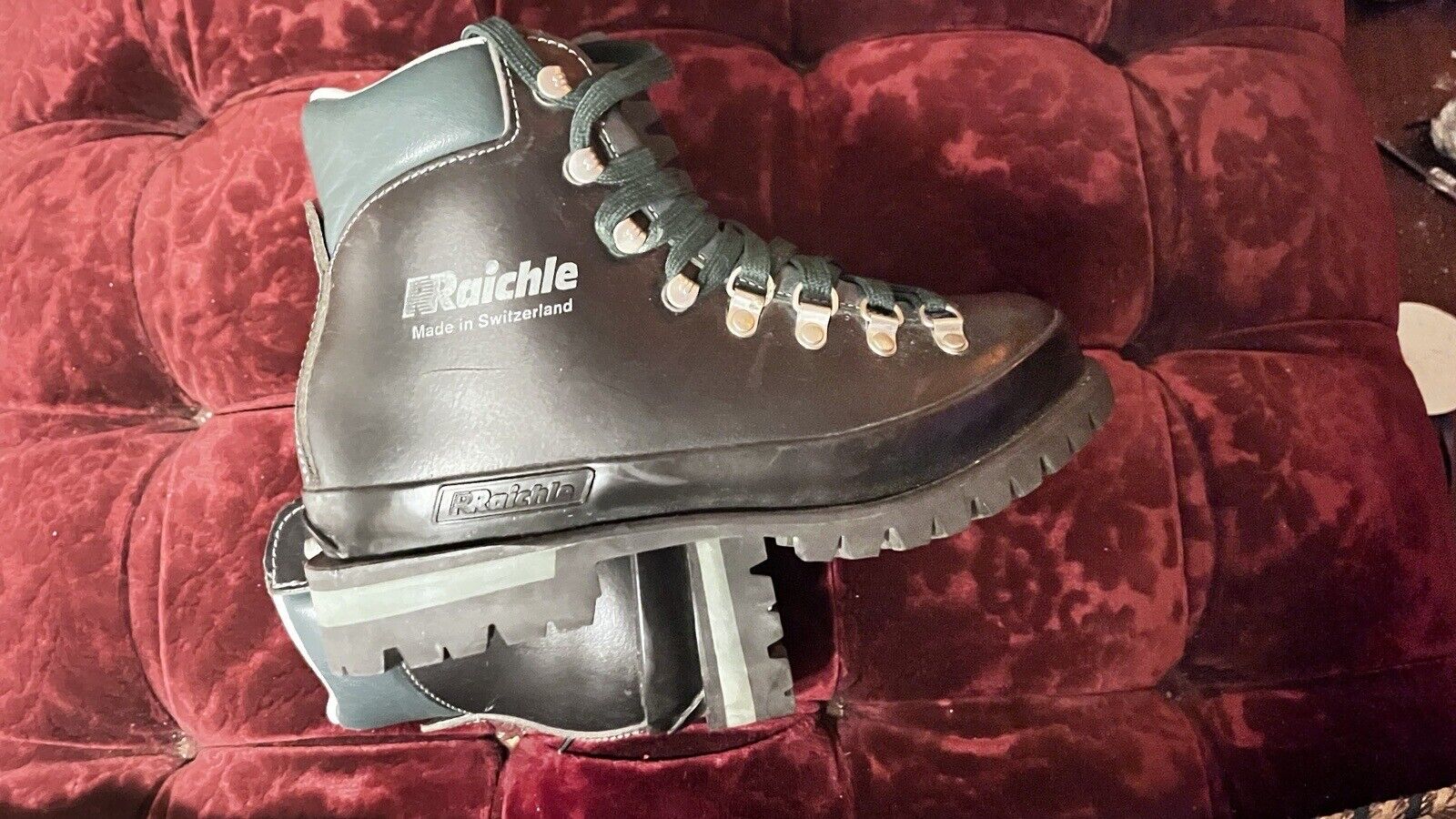 Raichle Switzerland  Mens 7.5  Mountaineering Hiking Boots LOWER OFFERING