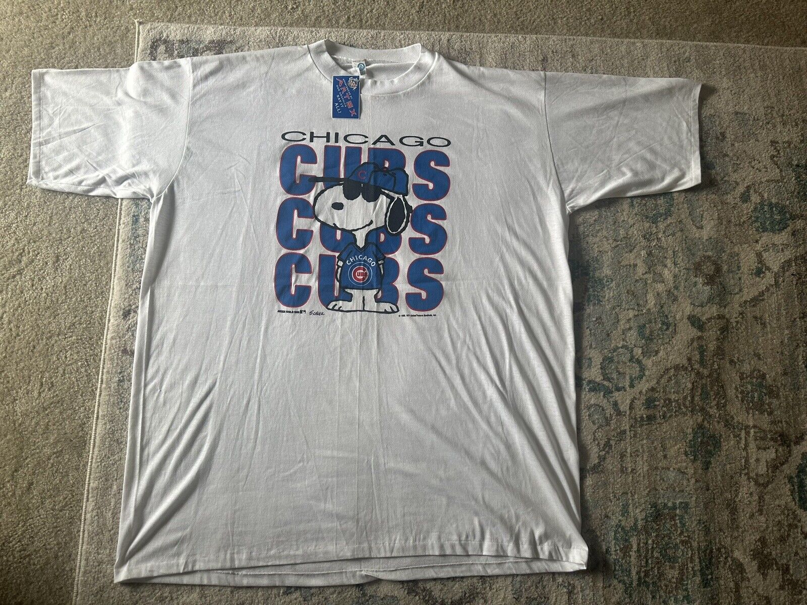 Vintage Chicago Cubs Baseball Snoopy Peanuts T-Shirt Men’s Medium MLB New 1988