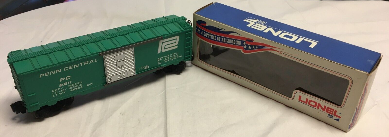 Lionel Penn Central Box Car 6-9211 O Gauge