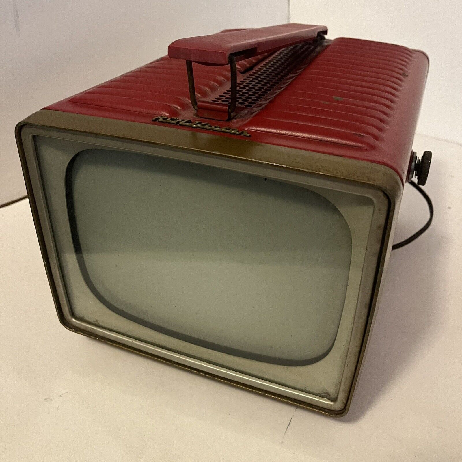 Vintage Beautiful Red RCA Victor TV Model 8-PT-7030 Television Powers On