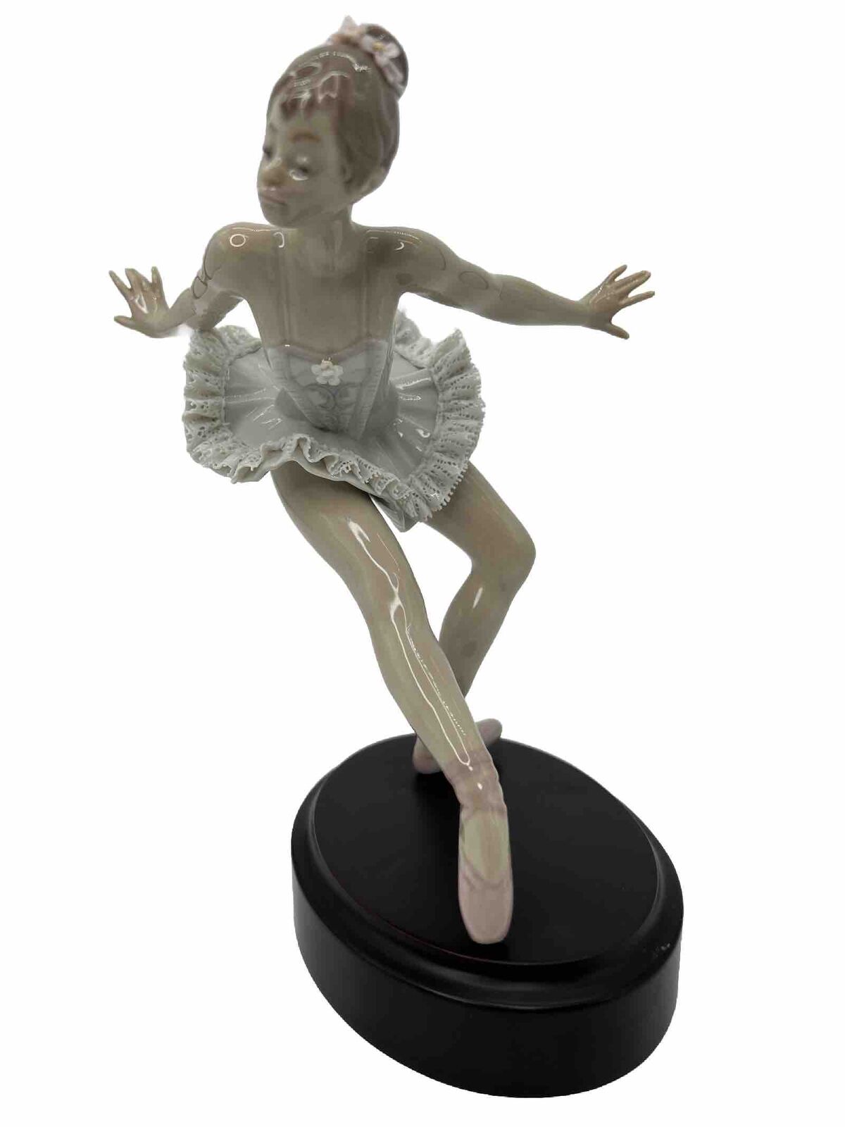 Lladro Curtain Call  Posed Ballerina Dancer On Wood Stand Extremely Rare Retired