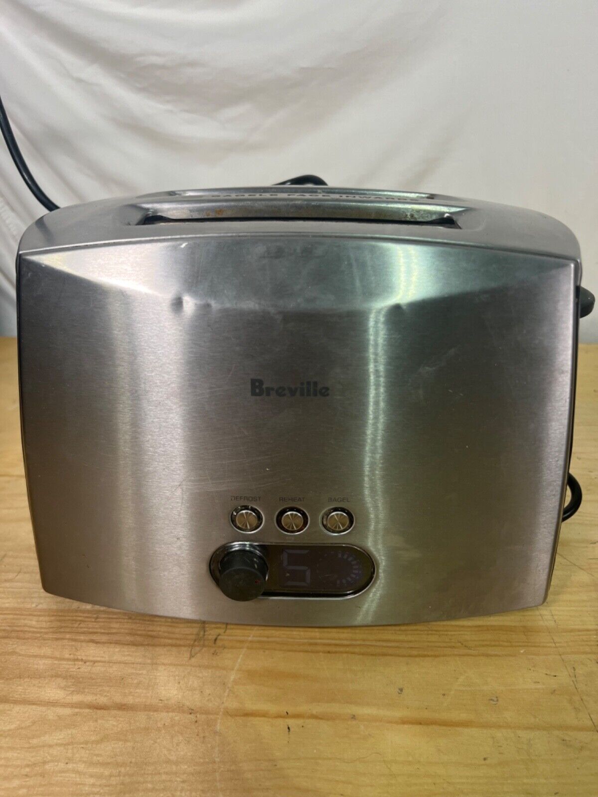 Breville Ikon 2-Slice Silver Electric Bagel Toaster CT70XL